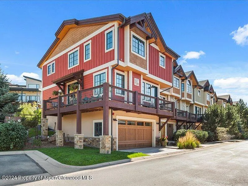 111 Juniper Trl
