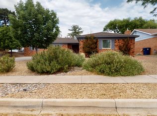 8525 Aspen Ave NE, Albuquerque, NM 87112