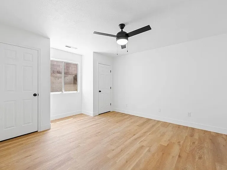 1178 N 1340 West Cir #1 — Photo 16