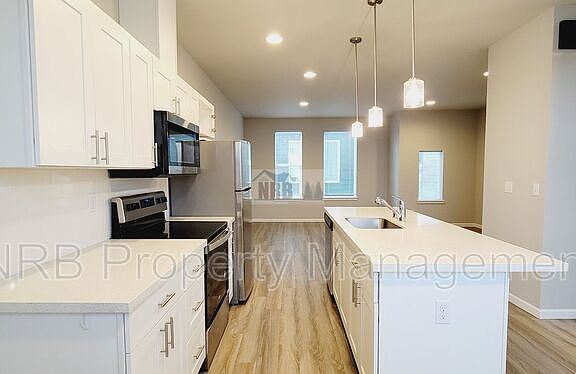 4th image of 3618 McKinley Ave #B