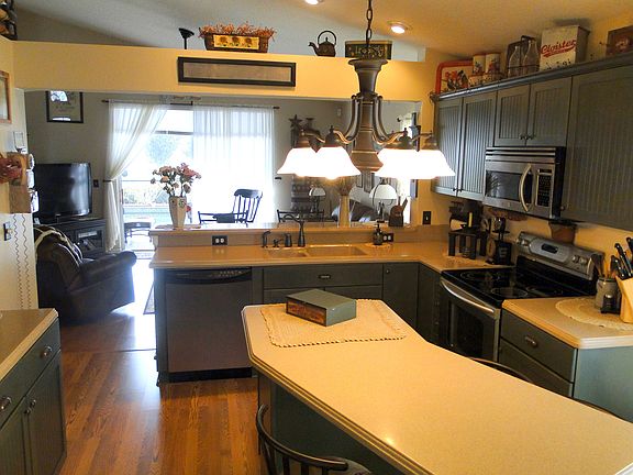 5th image of 1019 Ballyshannon Pkwy