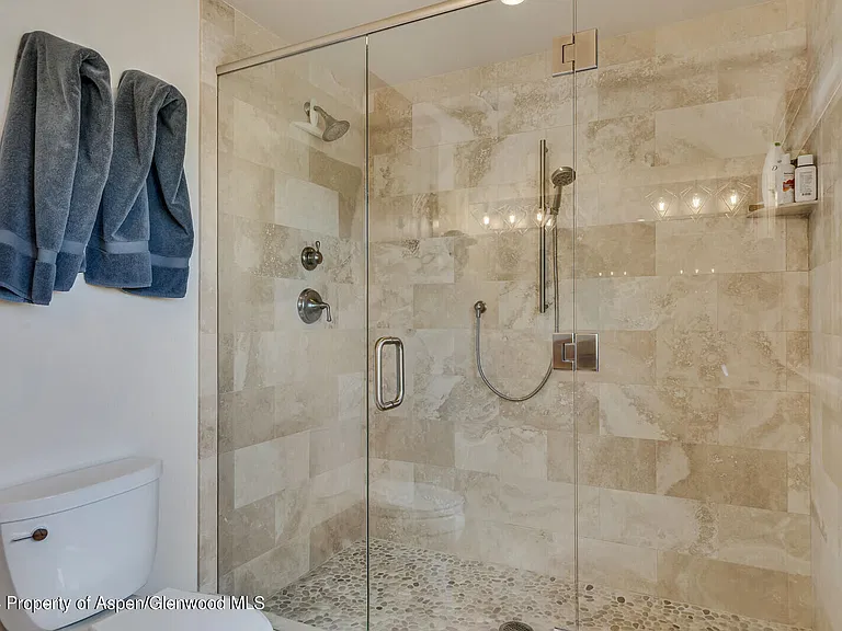 138 Club Lodge Dr — Photo 24