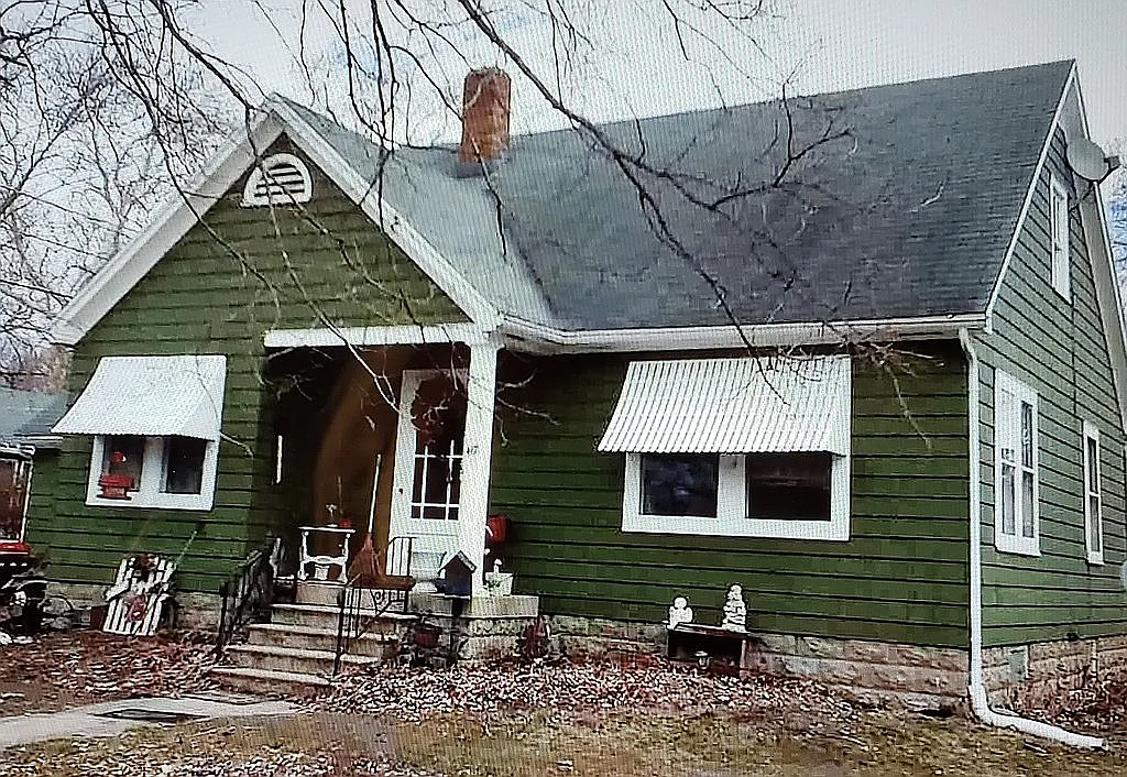 417 S Kankakee St photo 1