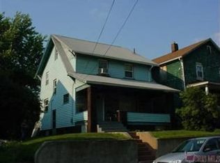 2121 Penn Pl NE, Canton, OH 44704