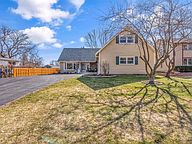 215 Leith Way Cary Il Zillow