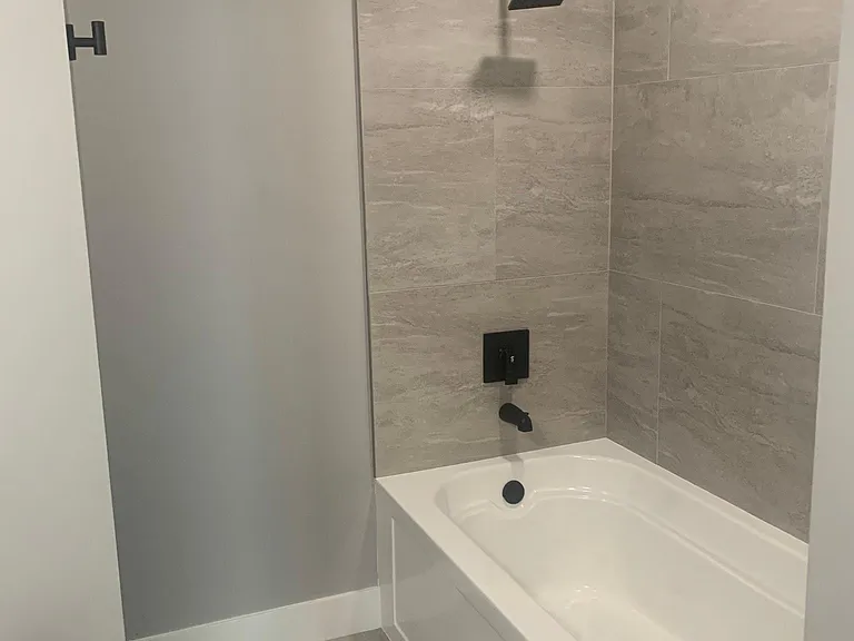 511 Lucerne Ave #611 — Photo 17