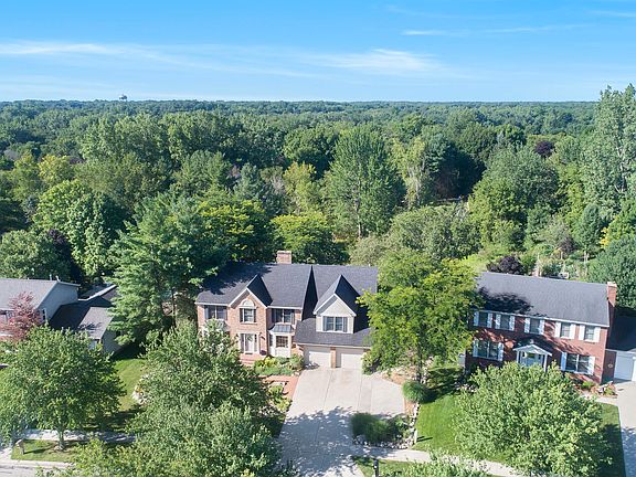 2nd image of 2724 Glencairin Dr NW
