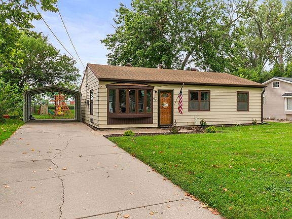 2nd image of 3005 Margaret Ave