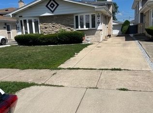 8308 W Maple Ave, Norridge, IL