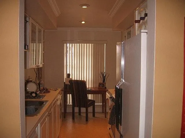 10774 N Kendall Dr #G4 — Photo 3