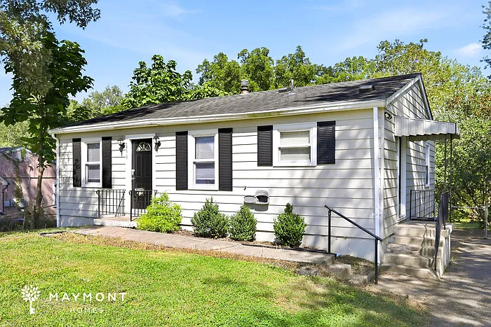 3 bed, 1.0 bath, 1802 sqft, $1,845 — Photo 4