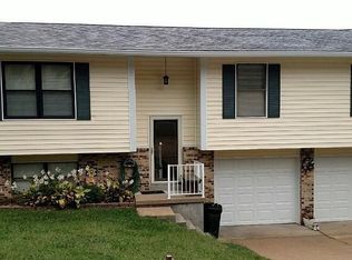 2540 Tricia Ln, High Ridge, MO 63049