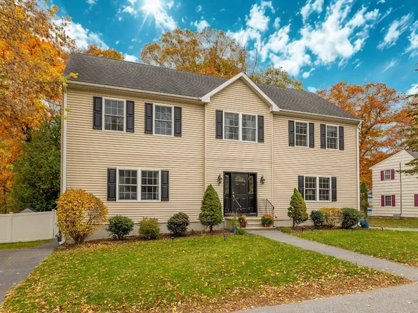 3 County Rd, Burlington, MA 01803