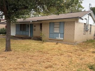2418 Fulton Dr, Mesquite, TX 75150