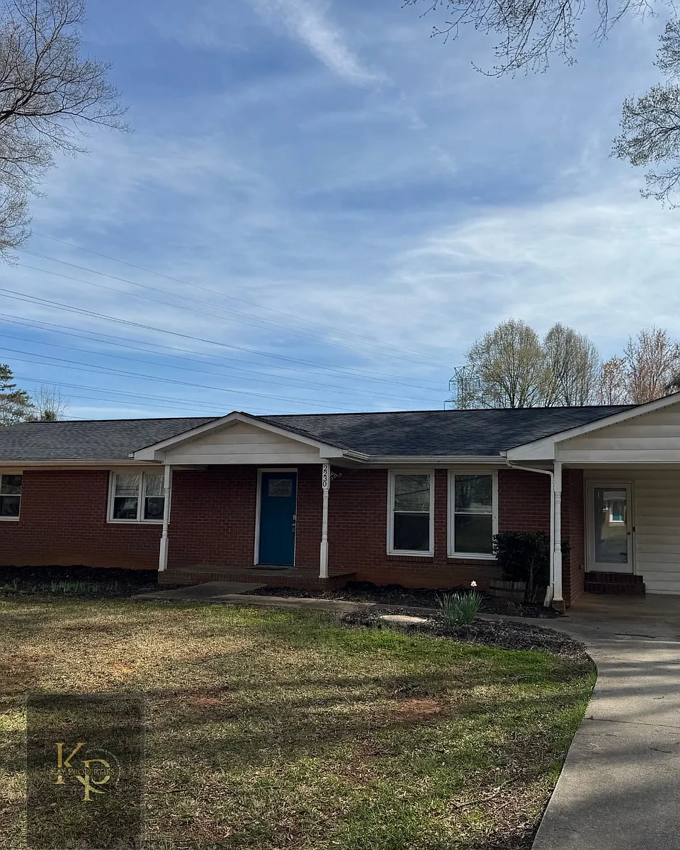 Building Photo - 2230 Independence Rd