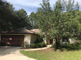 8410 N Saxon Way, Citrus Springs, FL 34434