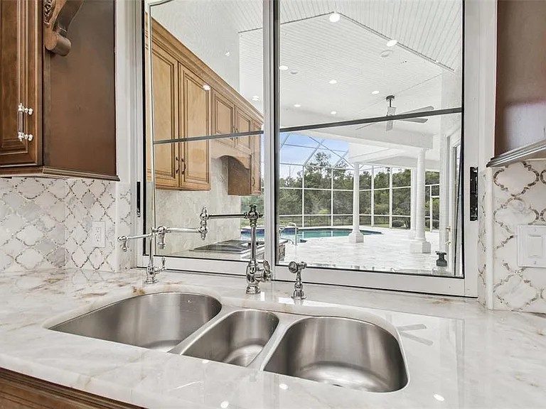 3020 Kensington Trce — Photo 9