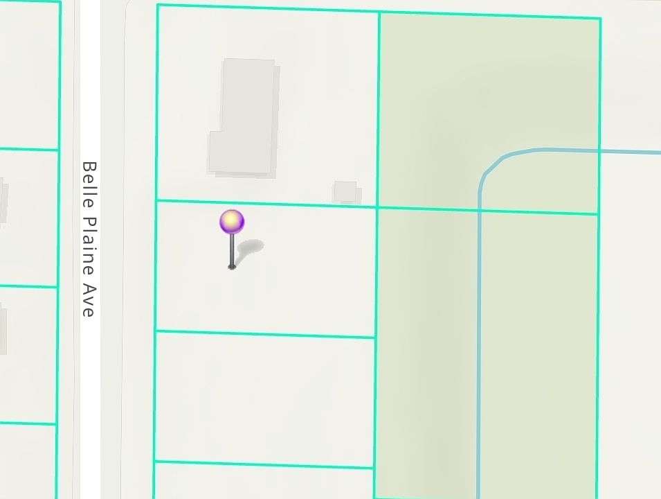 2nd image of 975 Belle Plaine Ave