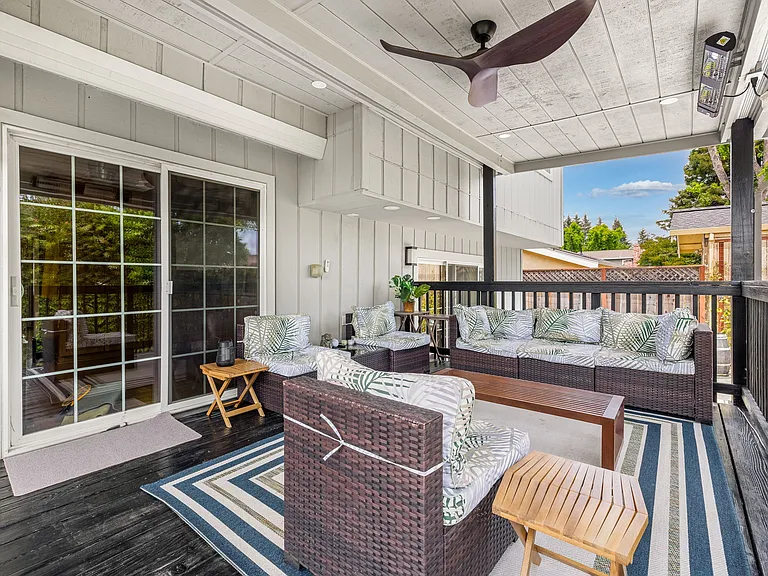 1066 Century Dr — Photo 25