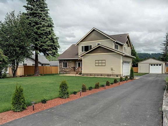 2nd image of 4218 332nd Ave SE