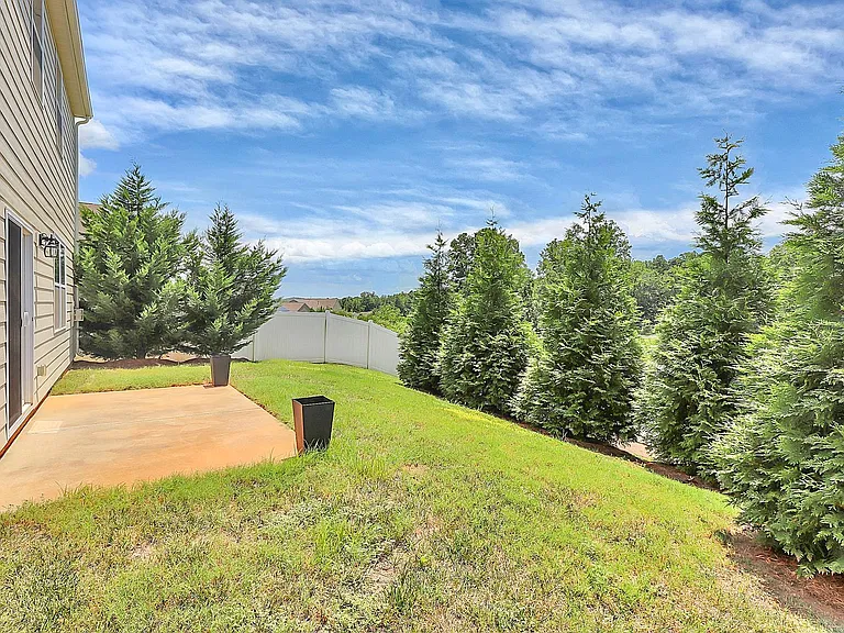 181 Atwater Landing Dr — Photo 36