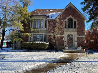 798 Trombley Rd, Grosse Pointe Park, MI 48230