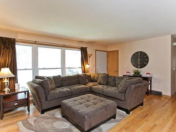 4th image of 617 Grant Wood Dr SE