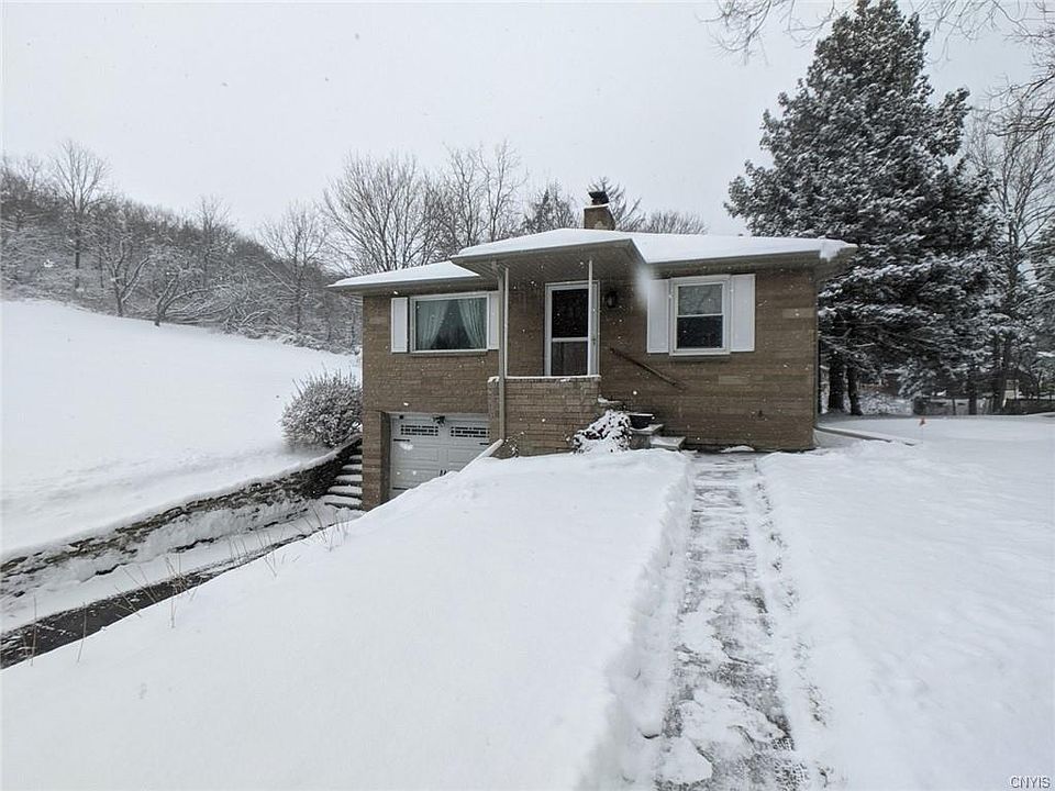 1st image of 216 Danbury Dr