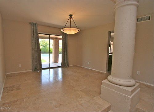 5th image of 10263 E Caron St