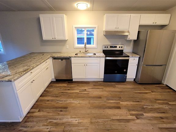 5th image of 20502 135th Avenue E #15
