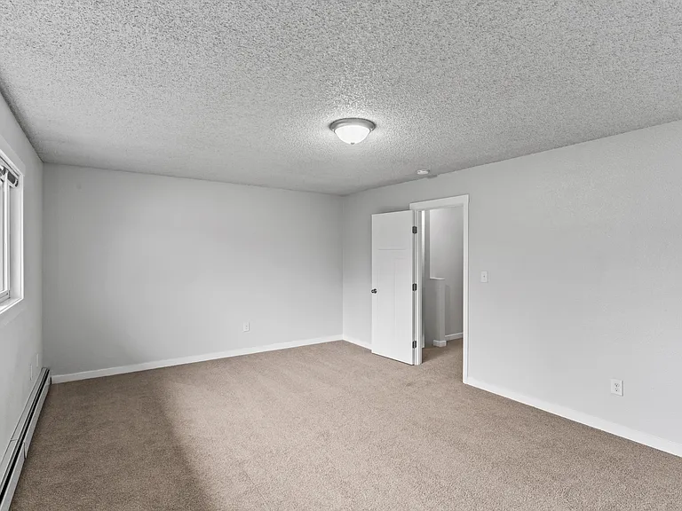 470 Dailey Ave #B7 — Photo 5