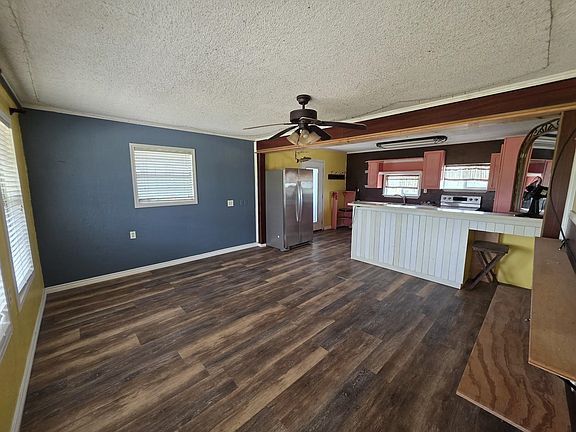 2nd image of 7526 3rd Ave