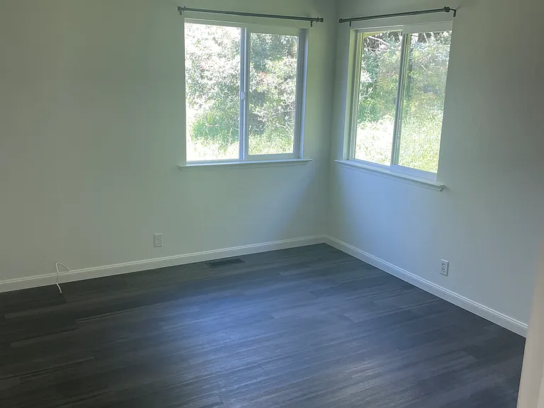 1738 Sir Francis Drake Blvd — Photo 13