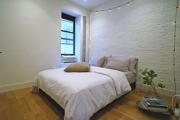 Rented by Bold New York | media 9