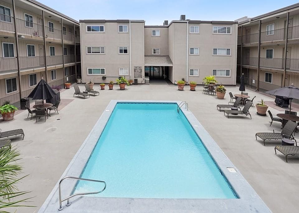1st image of 500 Lake Marina Ave APT 312