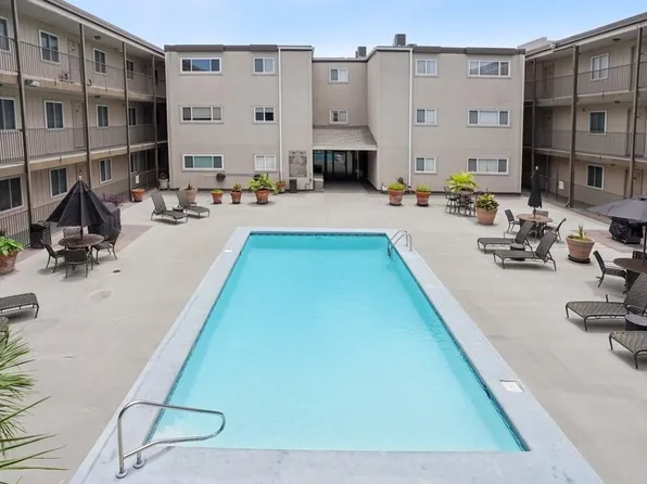 500 Lake Marina Ave APT 312, New Orleans, LA 70124