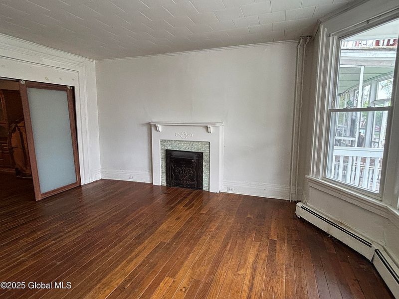 3rd image of 156 7th Avenue