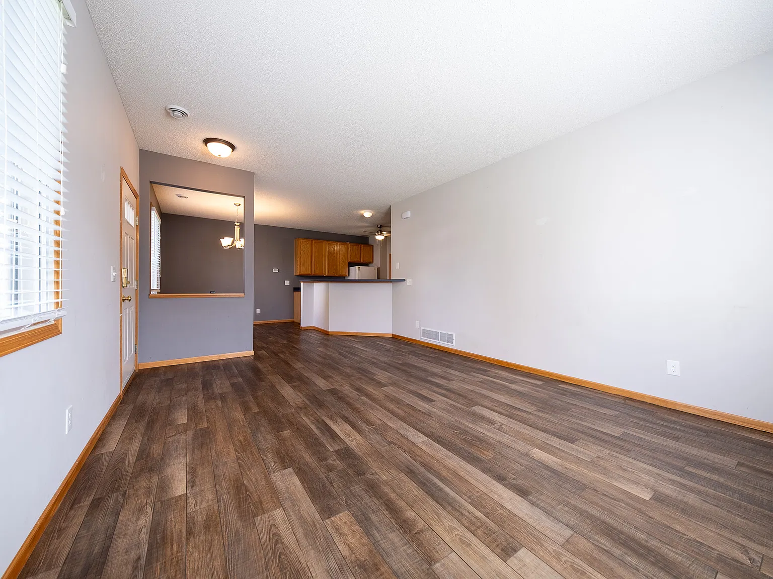 Tamarack Trail, Farmington (535) AB DG1 - 1 — Photo 2