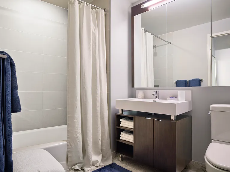 500 Lake Shore Drive — Photo 247