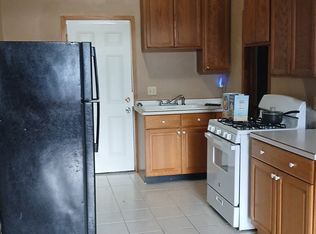 876 Payne Ave APT 21, Saint Paul, MN 55106