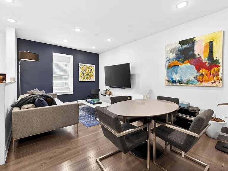 974 Summit Ave #409 — Photo 7