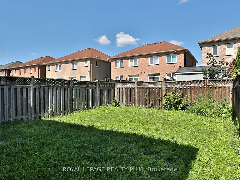 3877 Stardust Dr — Photo 31