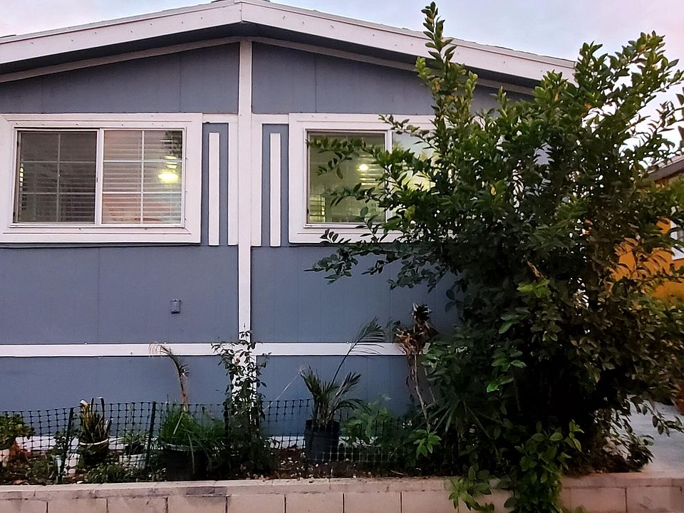 1st image of 7650 Balboa Blvd Space 126