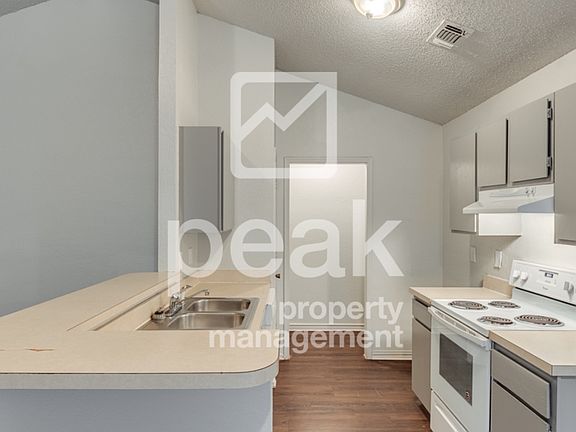 3rd image of 7483 Tiffany Meadows Ln