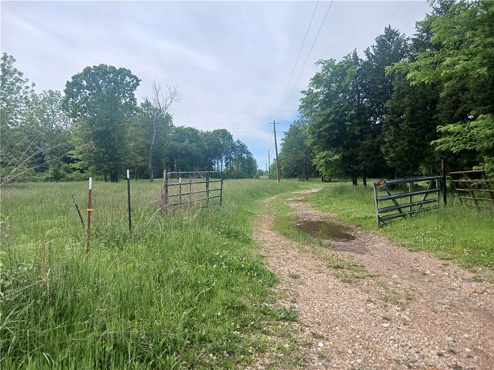 1st image of 195 County Road 426 #1