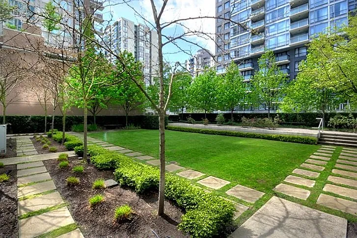 1 bed, 529 sqft, $2,490 — Photo 4