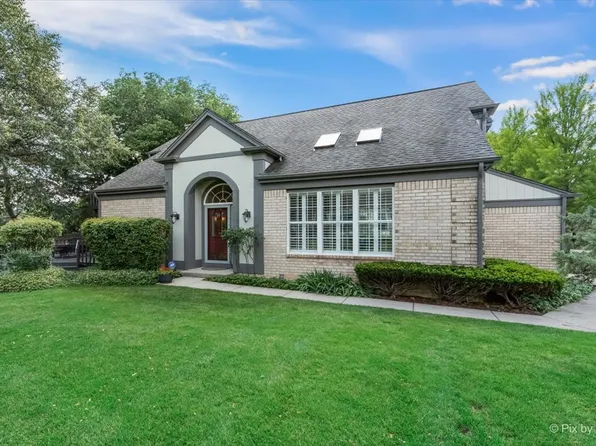 138 Alsace Ct, Bloomingdale, IL 60108