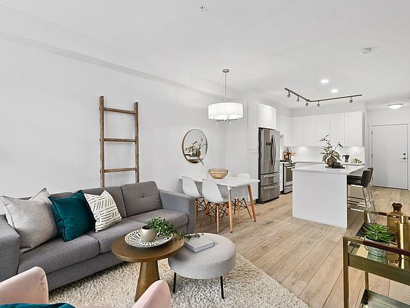4th image of 20673 78th St #101
