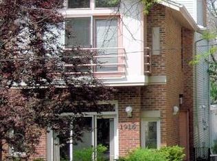 1916 W Potomac Ave, Chicago, IL 60622