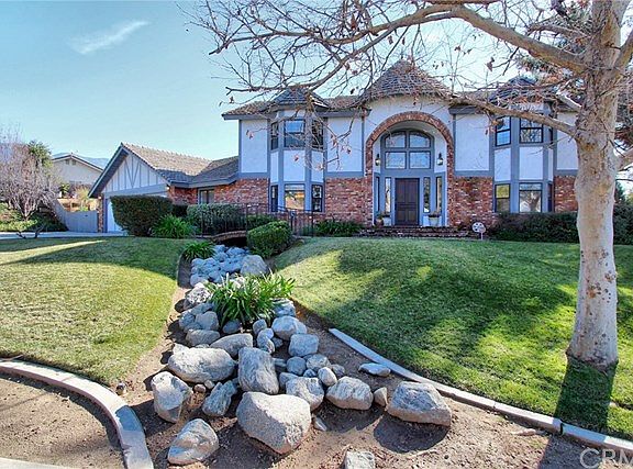 2nd image of 11051 E Estacia Ln
